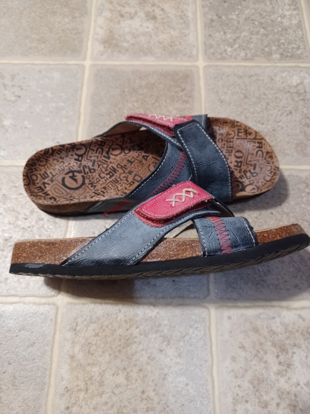 Leather Sandals - Picture 2 of 3